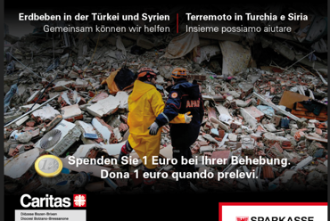 Erdbebenopfer: 1 € bei Behebungen an den über 170 Bankomatgeräten der Sparkasse zugunsten Caritas-Nothilfe spenden