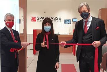Sparkasse eröffnet innovative Filiale in Verona Süd