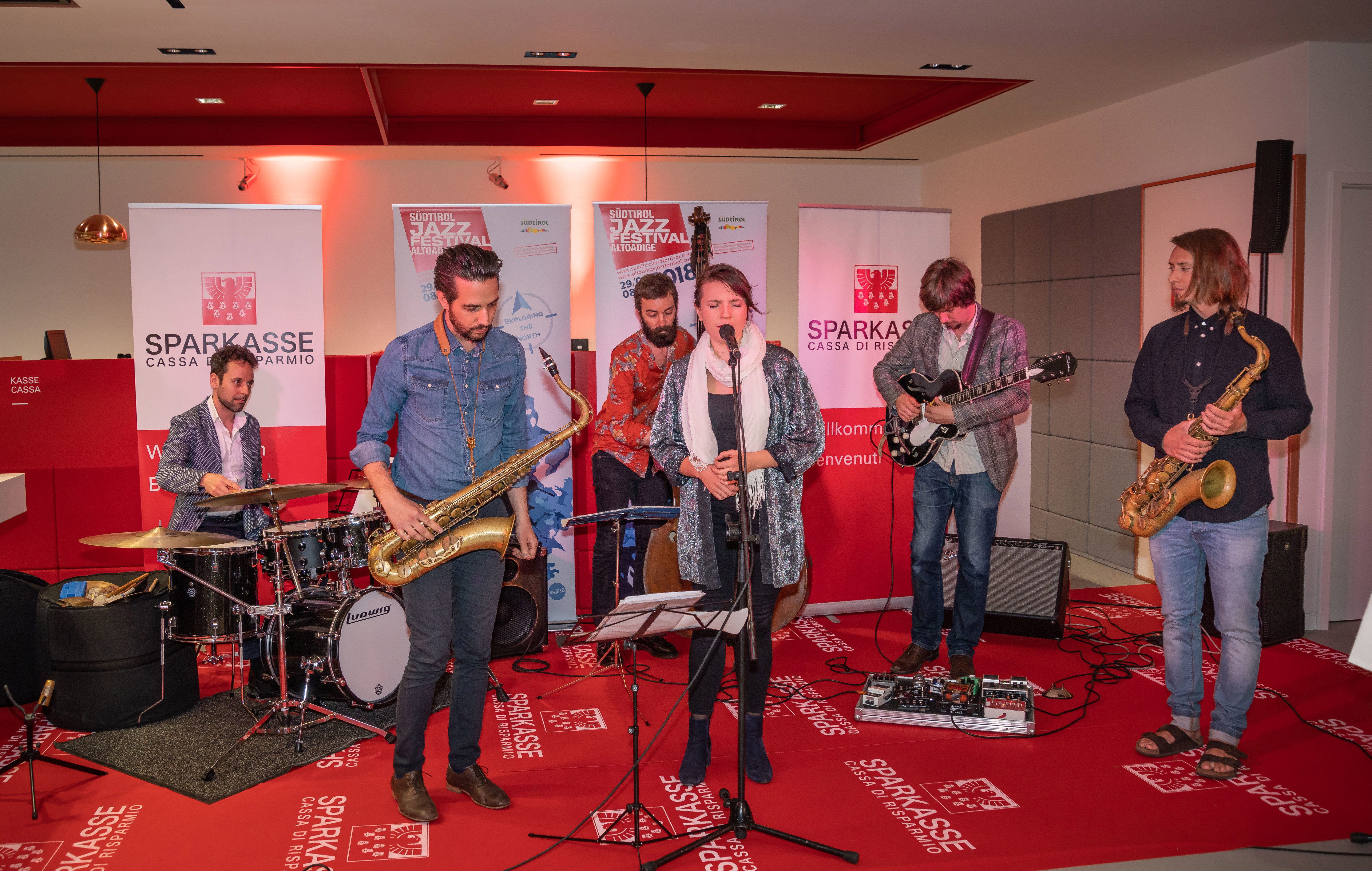 Jazz & Wine in der Sparkasse in Bozen