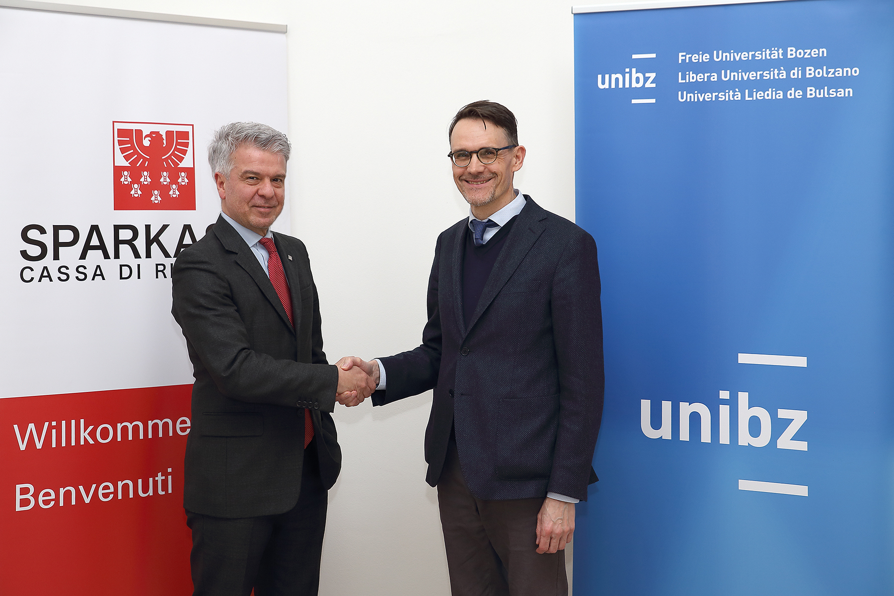 Zusammenarbeit mit der Sparkasse erneuert
