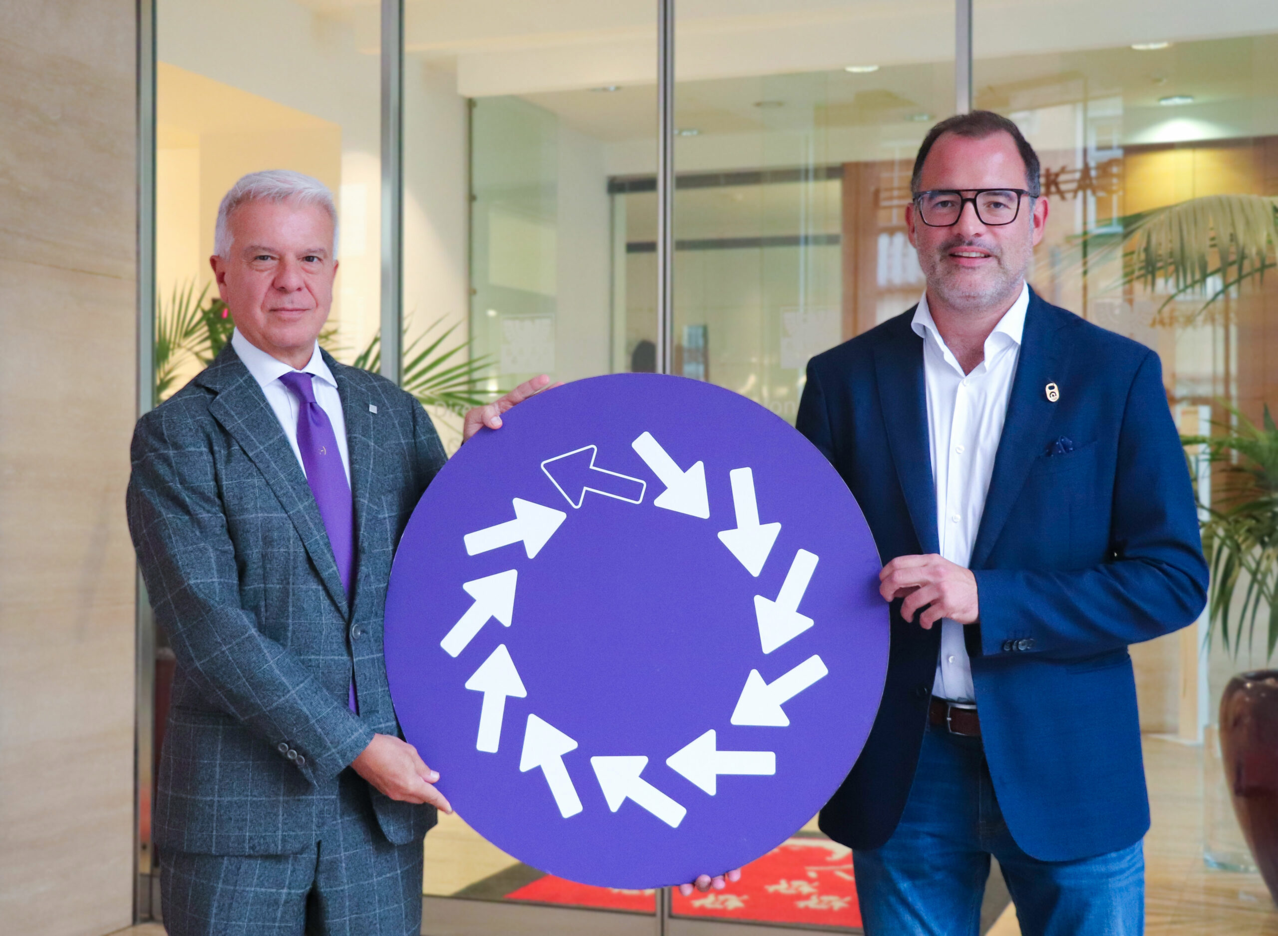 16° Global Forum Südtirol 2024: Intuition - Irrweg oder Kompass?