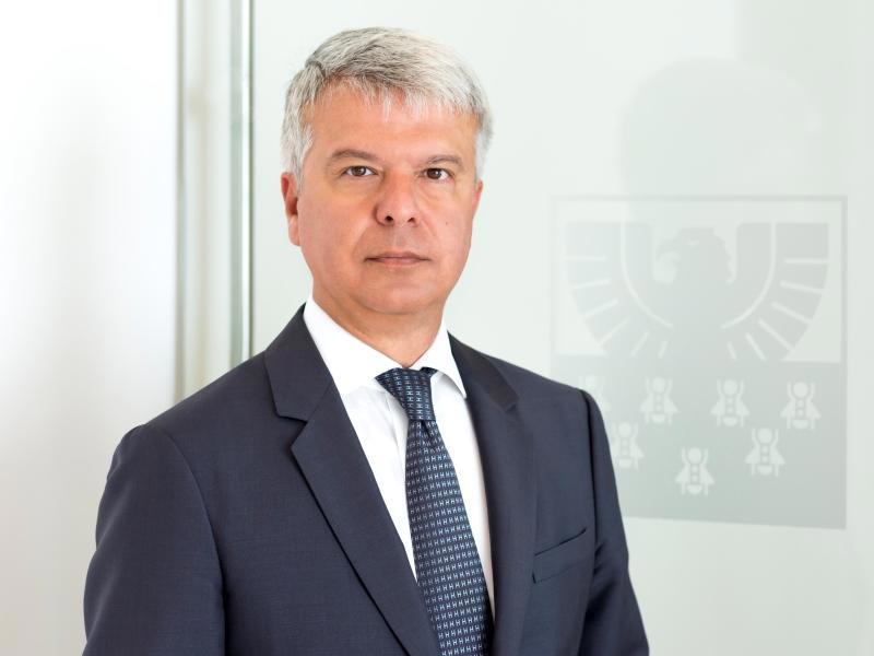 Südtiroler Sparkasse kehrt im ersten Halbjahr 2015 wieder in die Gewinnzone zurück, genehmigt den Strategieplan 2015/2019 ...