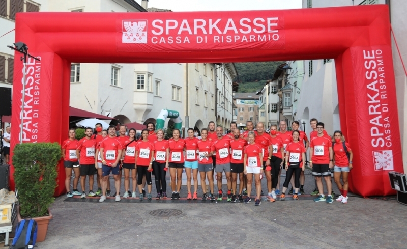 Südtiroler Firmenlauf Fit for Business 2021 sponsored by Sparkasse: große Teilnahme, großer Erfolg!