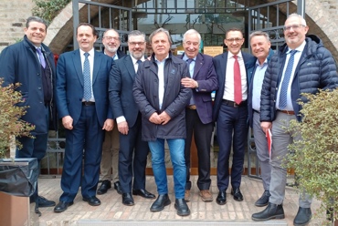 Sparkasse al fianco del commercio locale