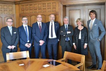 Neues Abkommen im Bereich Bancassurance zwischen Sparkasse und AXA-Gruppe