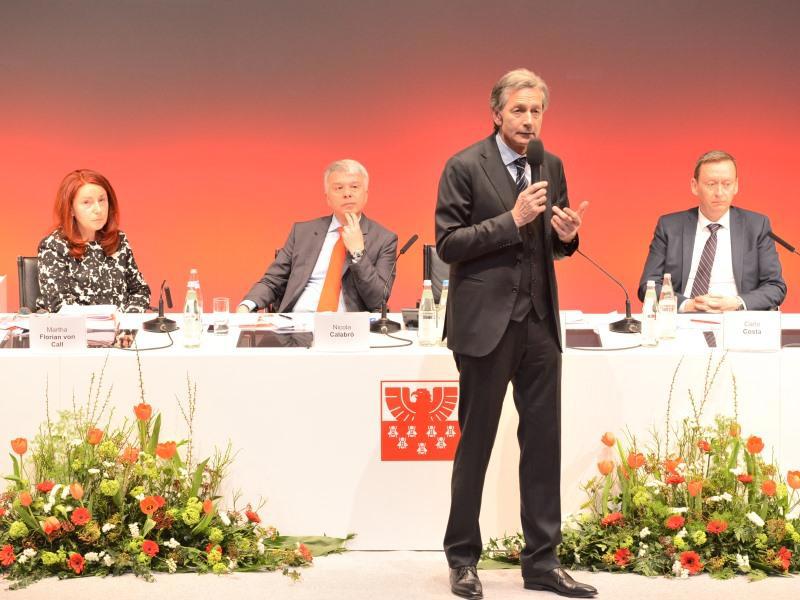 Sparkasse-Aktionäre genehmigen Bilanz 2015 und bestellen Verwaltungs- und Aufsichtsrat