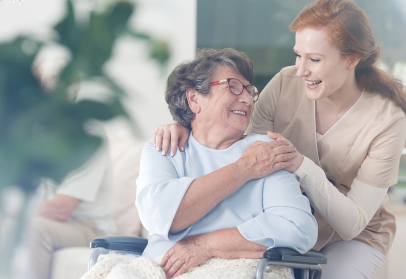 Sparkasse und Net-Insurance starten Langzeitpflege-<br/>versicherung für einen abgesicherten Lebensabend