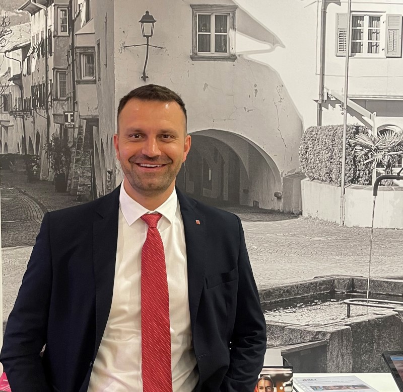 Filiale Neumarkt mit neuem Direktor