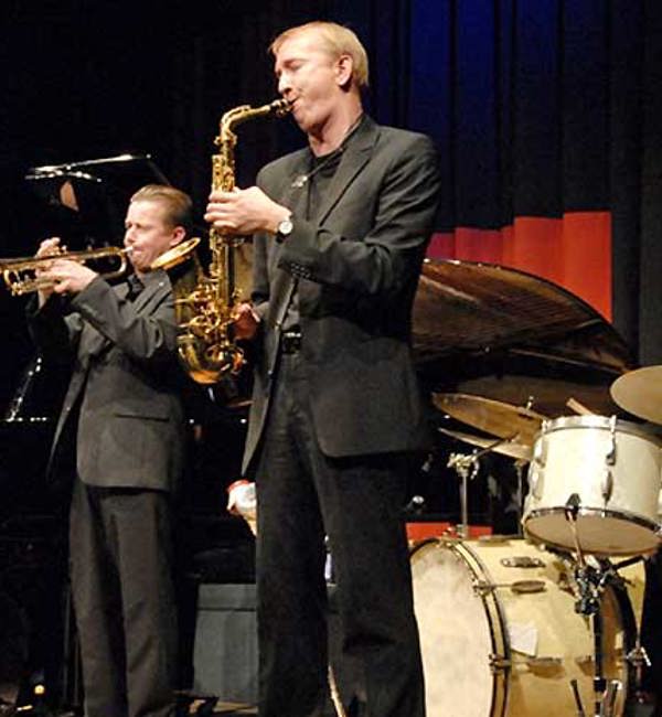Echoes-of-Swing-2011-1.jpg