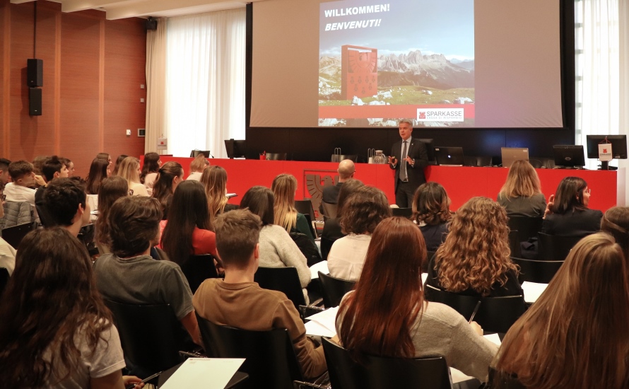 Zusammenarbeit Schule-Arbeitswelt
