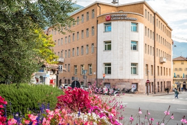 Sparkasse stärkt sich weiter zum Vorteil von Familien und Unternehmen